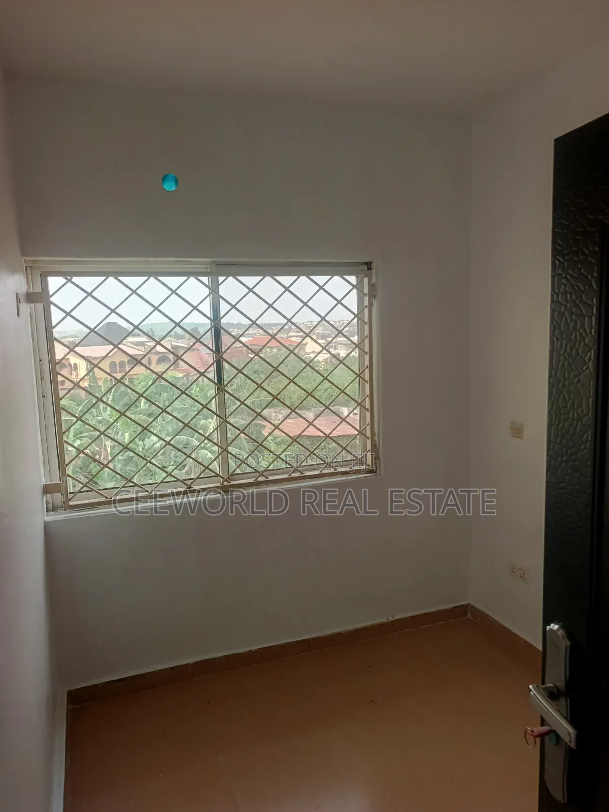30sqm of Open Space With Manager Office Sat Oluyole Main Estate in Oluyole Estate