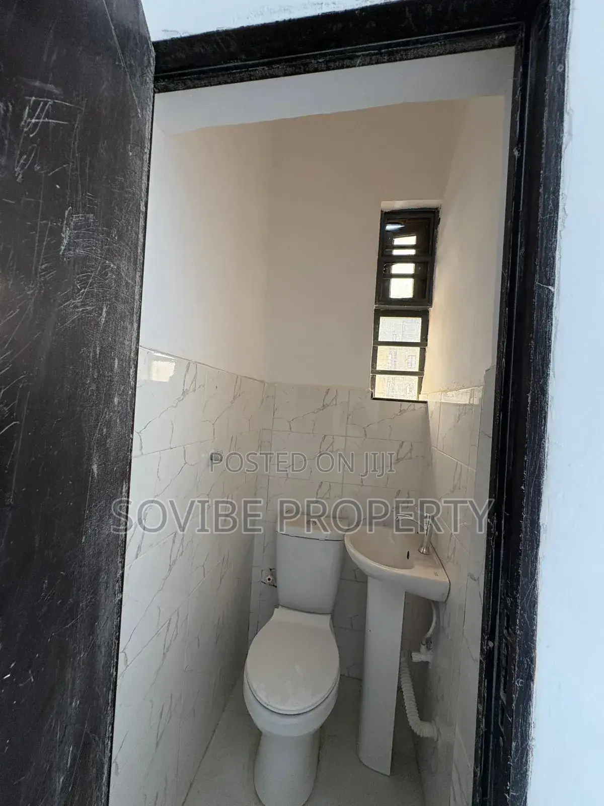 Furnished 3bdrm Duplex in Off Lekki-Epe Expressway for sale in Off Lekki-Epe Expressway