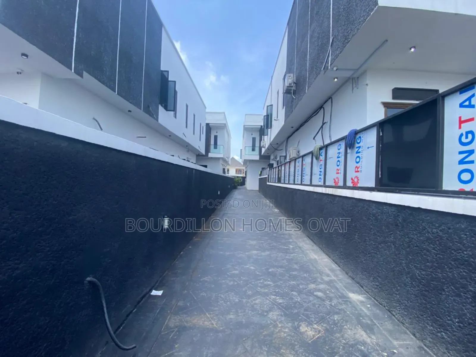 4bdrm Duplex in Orchid Lekki Lagos for sale in Ilaje / Lekki