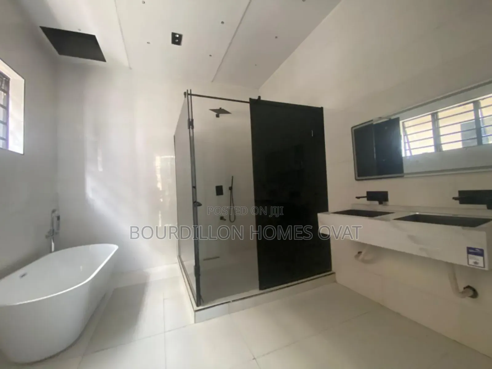 5bdrm Duplex in Orchid Lekki Lagos for sale in Ilaje / Lekki