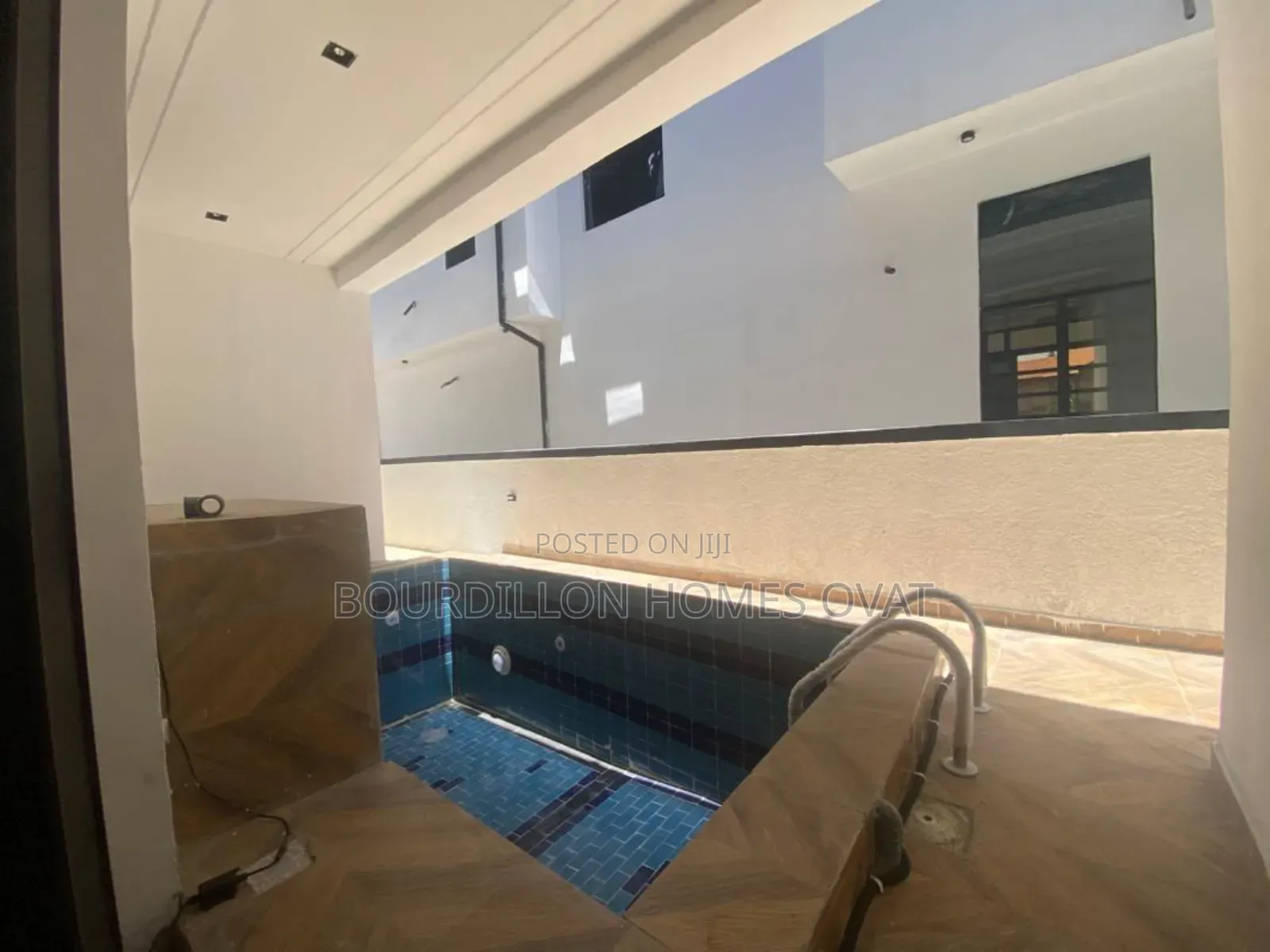 5bdrm Duplex in Orchid Lekki Lagos for sale in Ilaje / Lekki