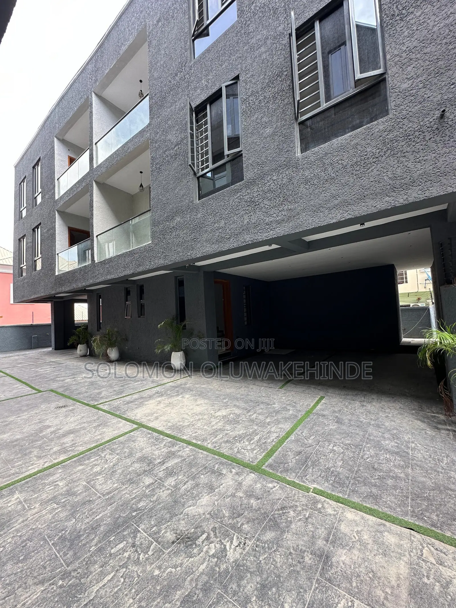 4bdrm Duplex in Lekki Phase 1 for sale in Lekki Phase 1