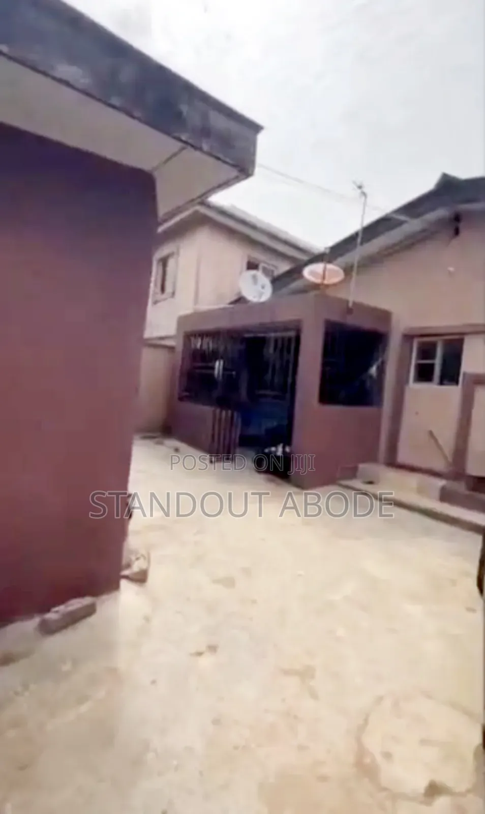 1bdrm Block of Flats in Good Location, Igando / Ikotun/Igando for sale in Igando / Ikotun/Igando