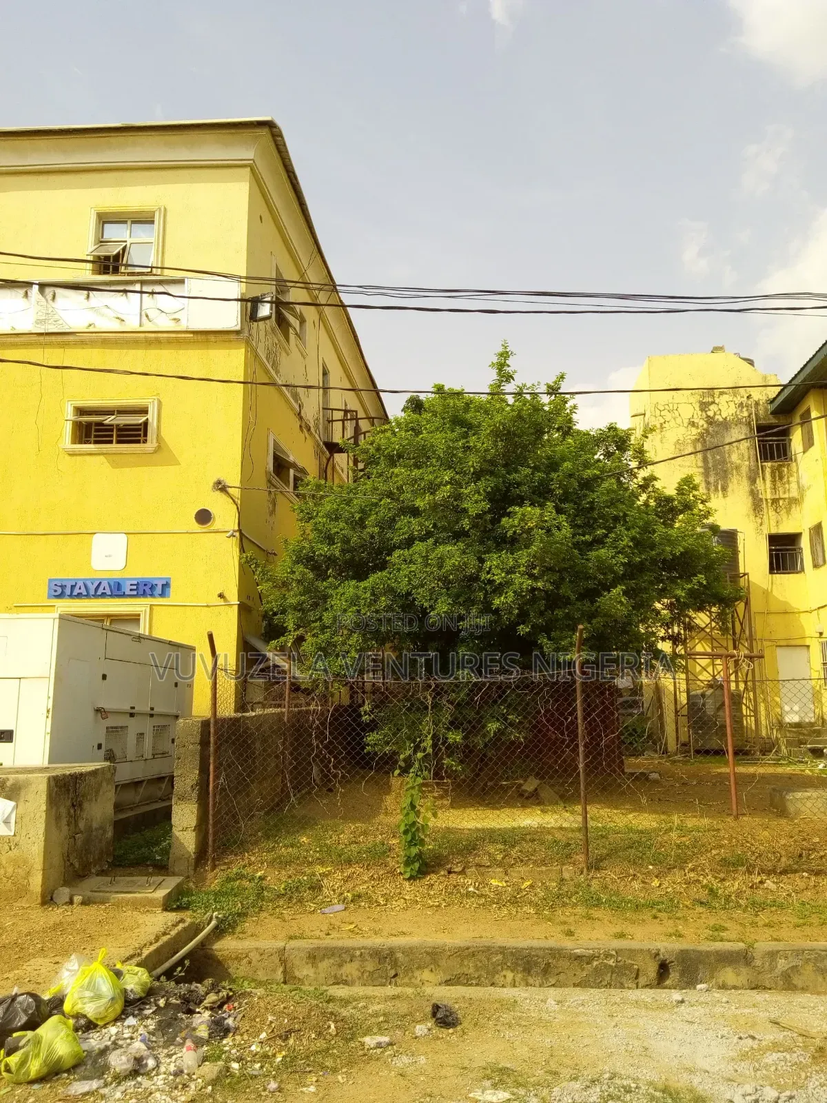 4bdrm Duplex in Gaduwa Estate for sale in Gaduwa