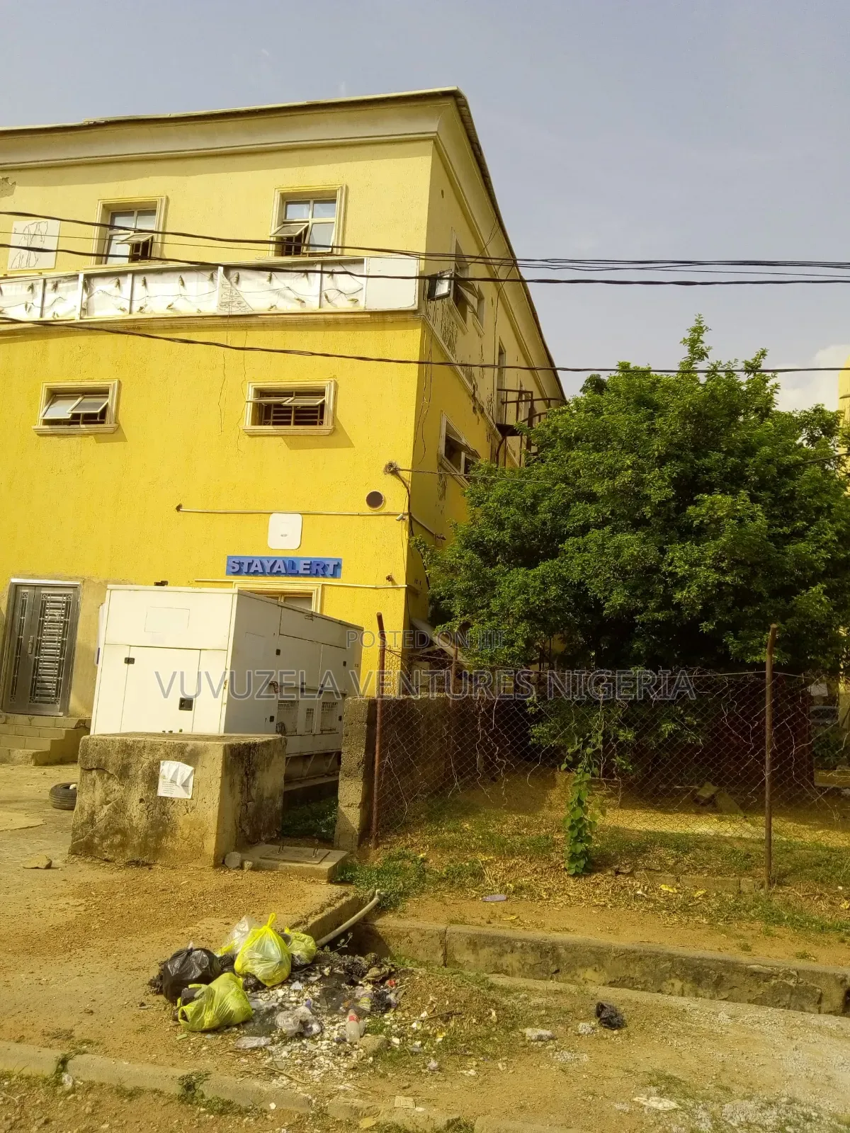 4bdrm Duplex in Gaduwa Estate for sale in Gaduwa
