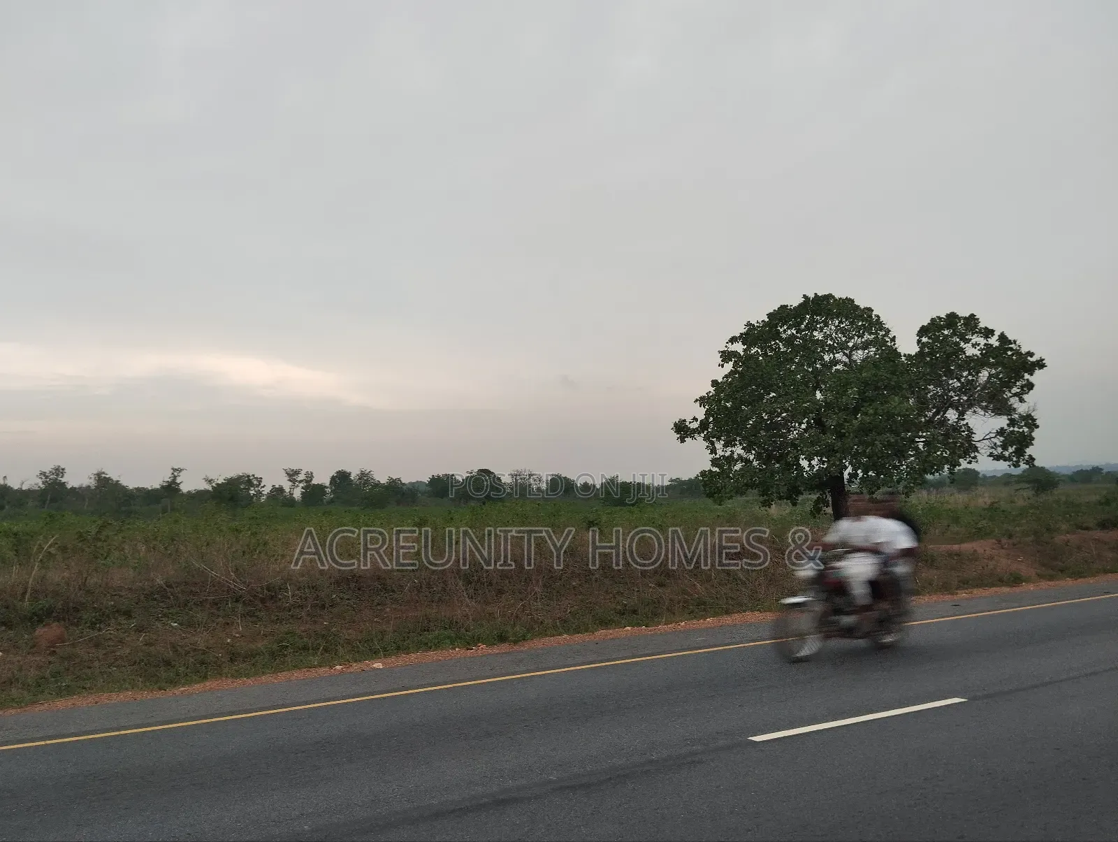5 Acres of Commercial Land Available, Along Iseyin-Ogbomoso Express Wa in Iseyin