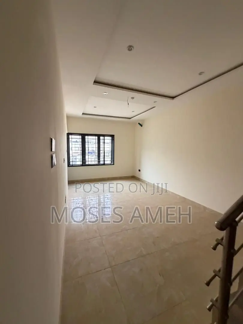 4bdrm Townhouse/Terrace in Jahi for sale in Jahi