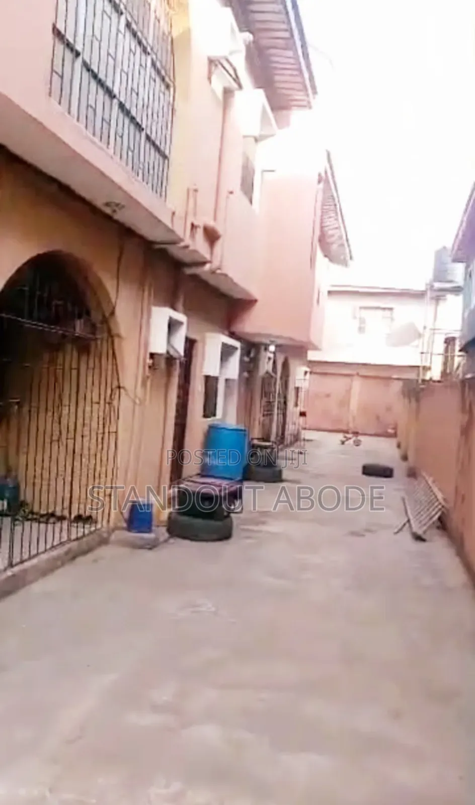 3bdrm Block of Flats in Ogunrobi Estate, Idimu for sale in Idimu