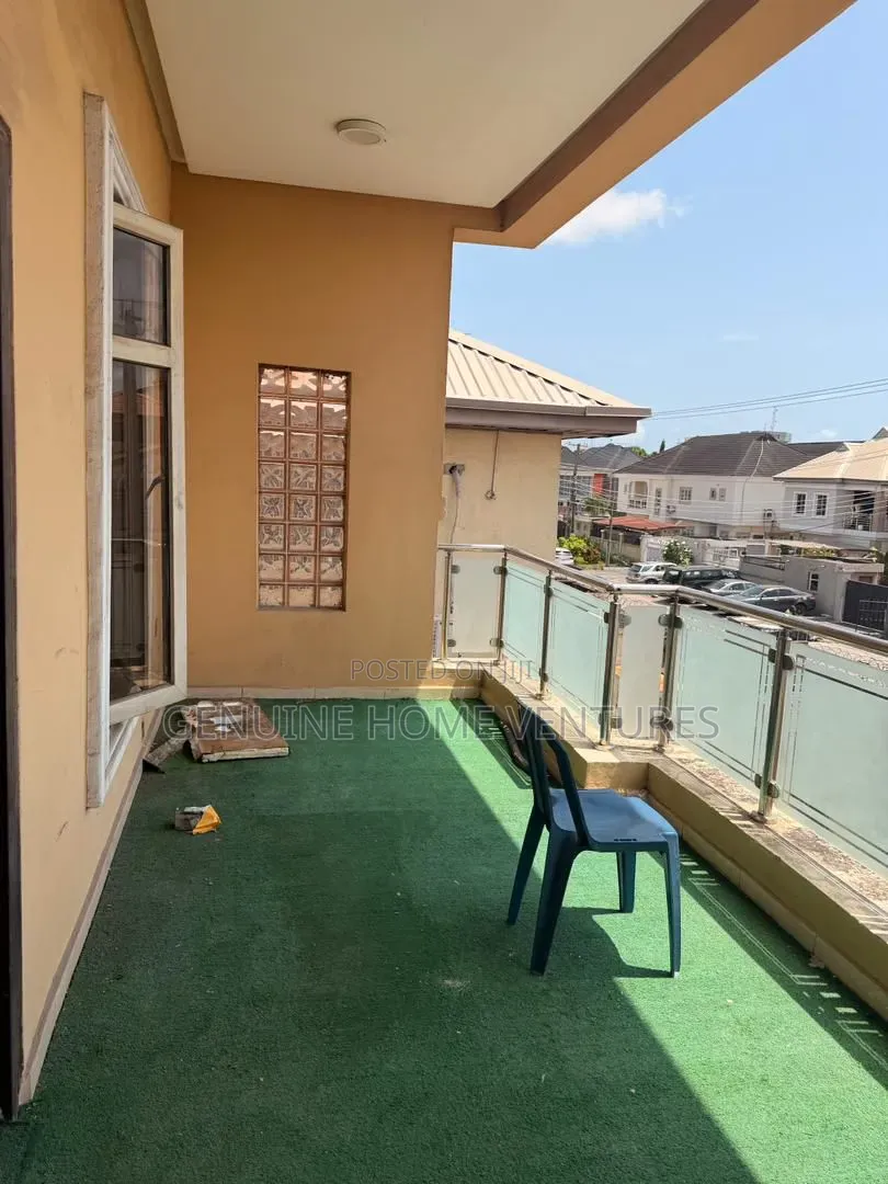 5 Bedroom Commercial Duplex to Let in Lekki Phase One in Lekki Phase 1