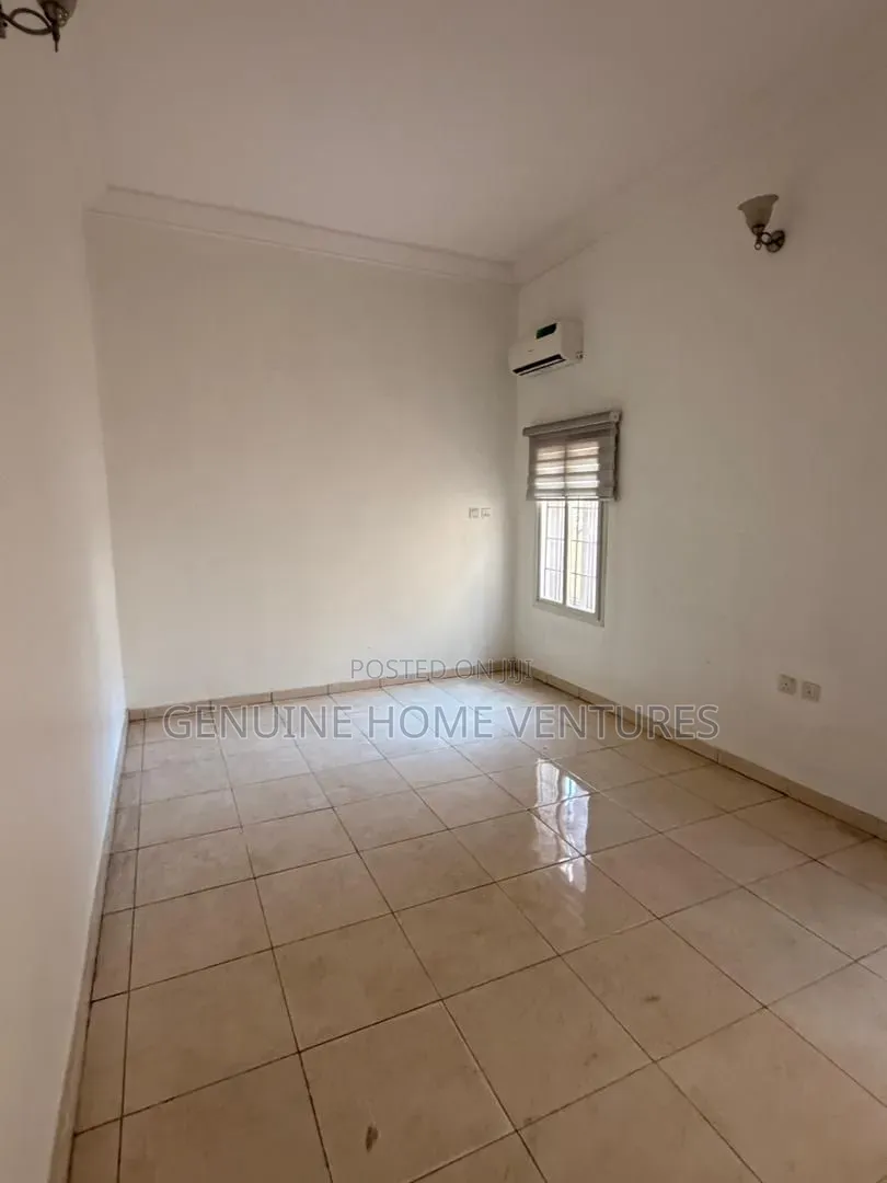 5 Bedroom Commercial Duplex to Let in Lekki Phase One in Lekki Phase 1