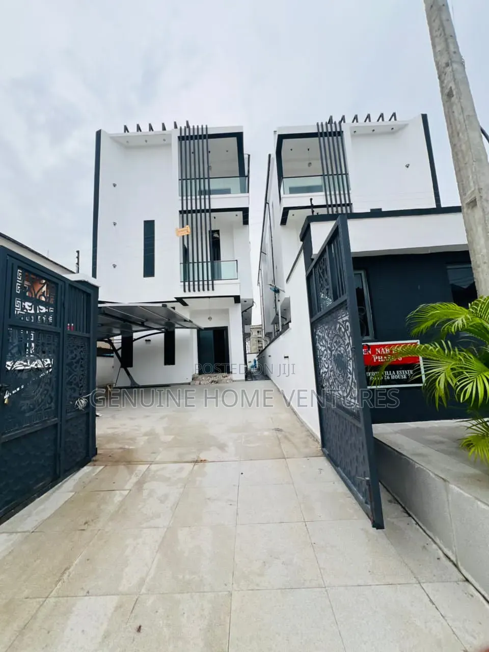 6bdrm Duplex in Ikate for sale in Ikate