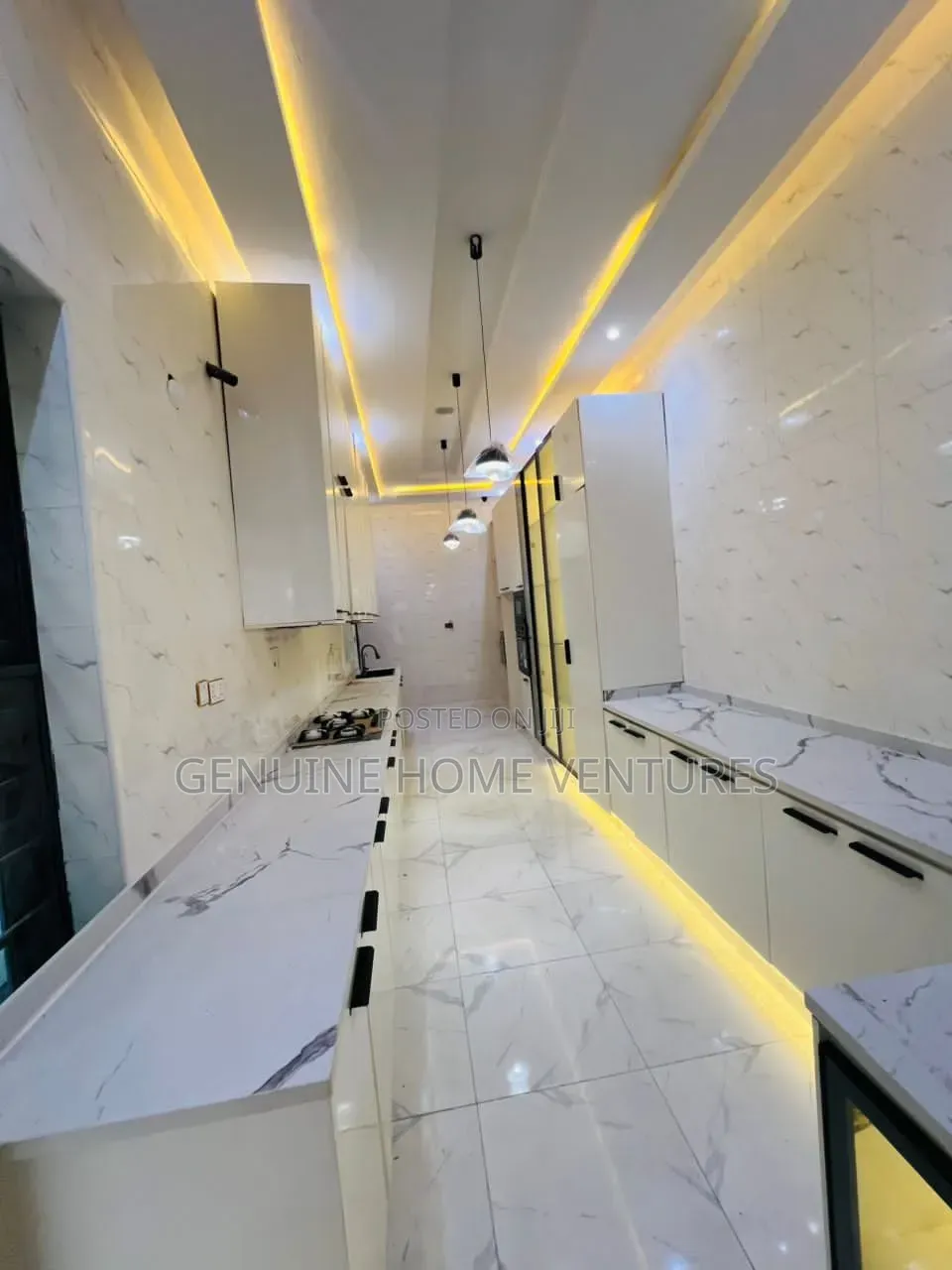 6bdrm Duplex in Ikate for sale in Ikate