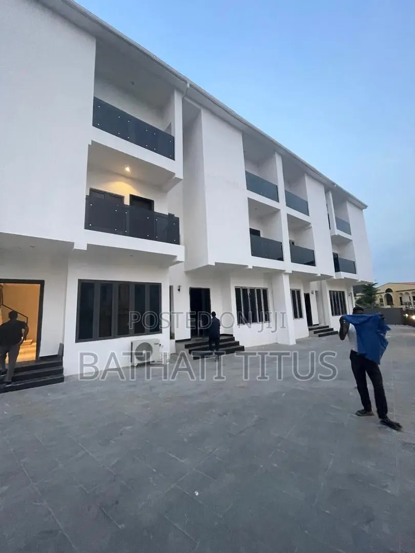 4bdrm Duplex in Jabi for sale in Jabi