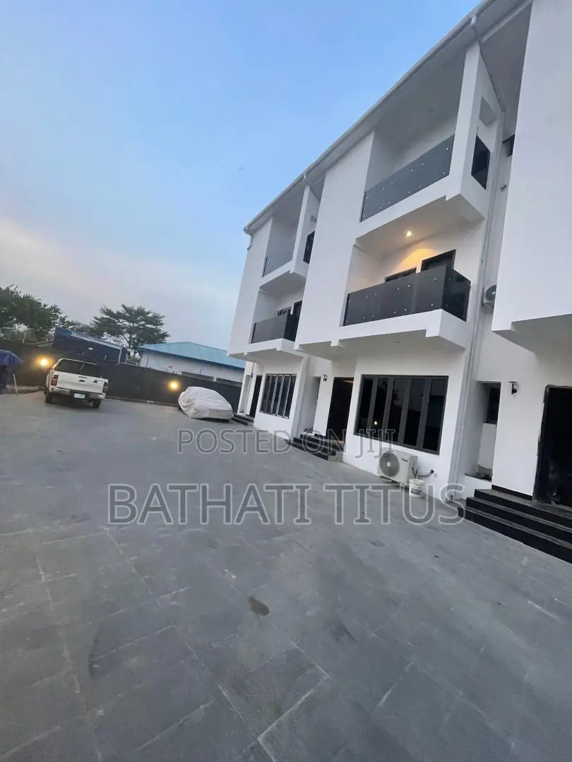 4bdrm Duplex in Jabi for sale in Jabi