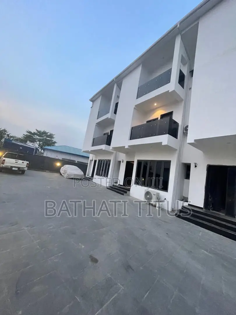 4bdrm Duplex in Jabi for sale in Jabi