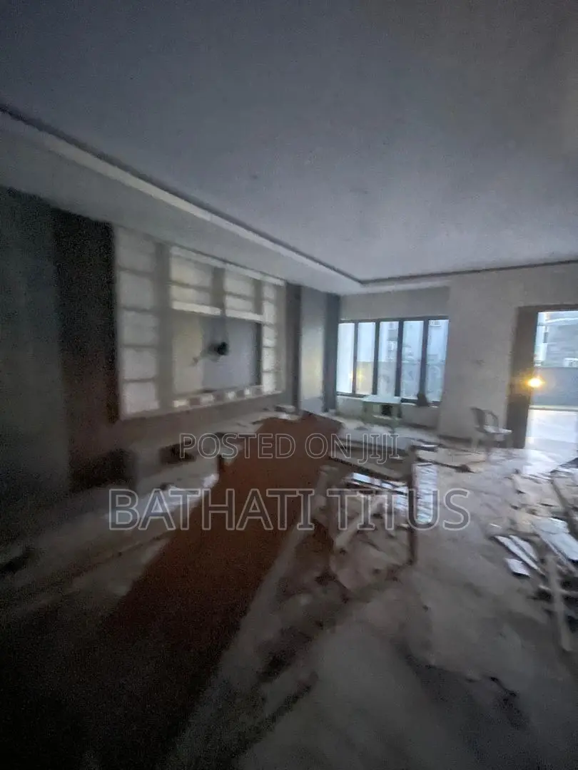 4bdrm Duplex in Jabi for sale in Jabi