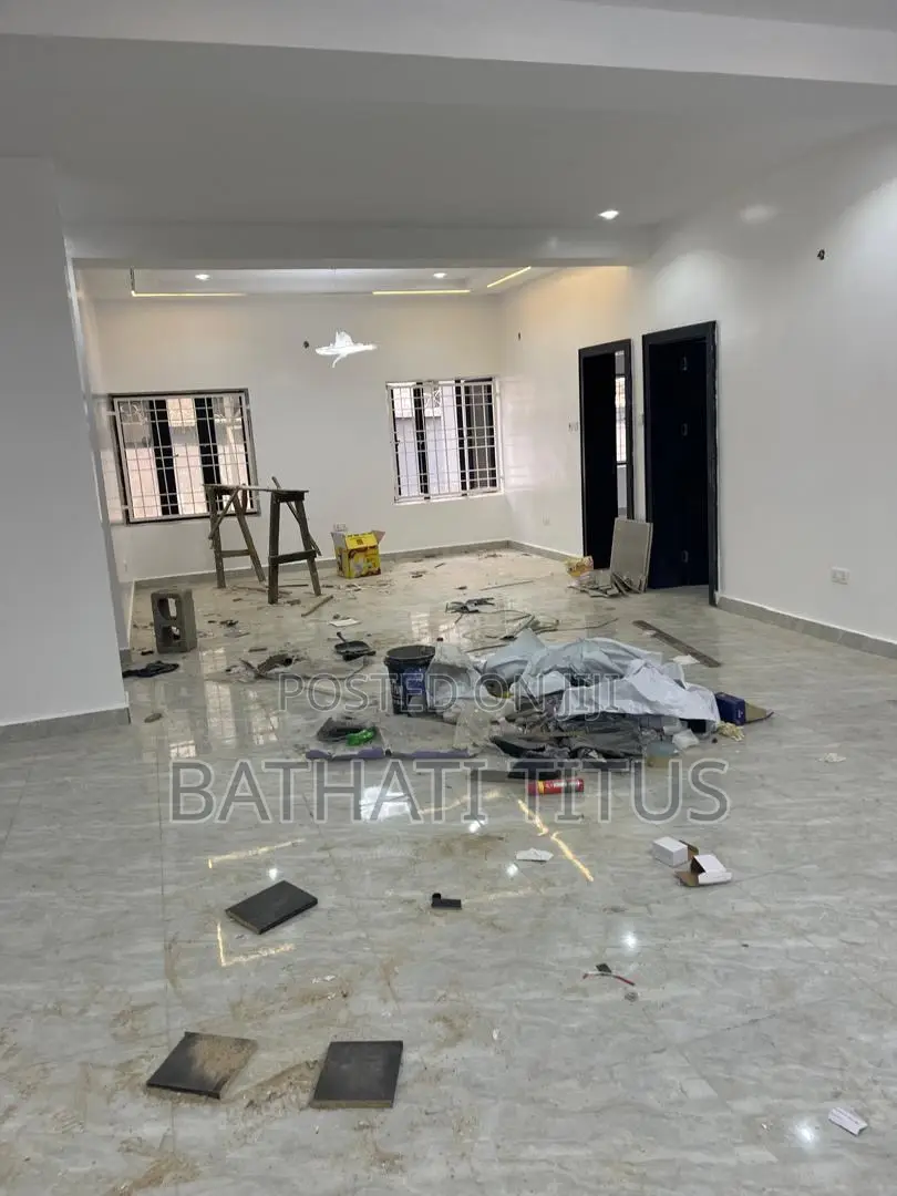 3bdrm Block of Flats in Jahi for sale in Jahi