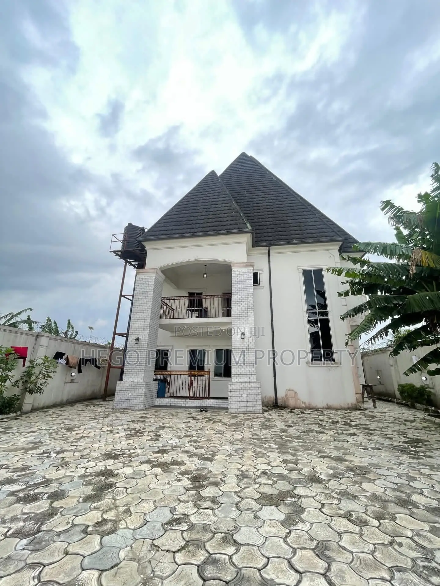 5bdrm House in New Lay Out, Obio-Akpor for sale in Obio-Akpor