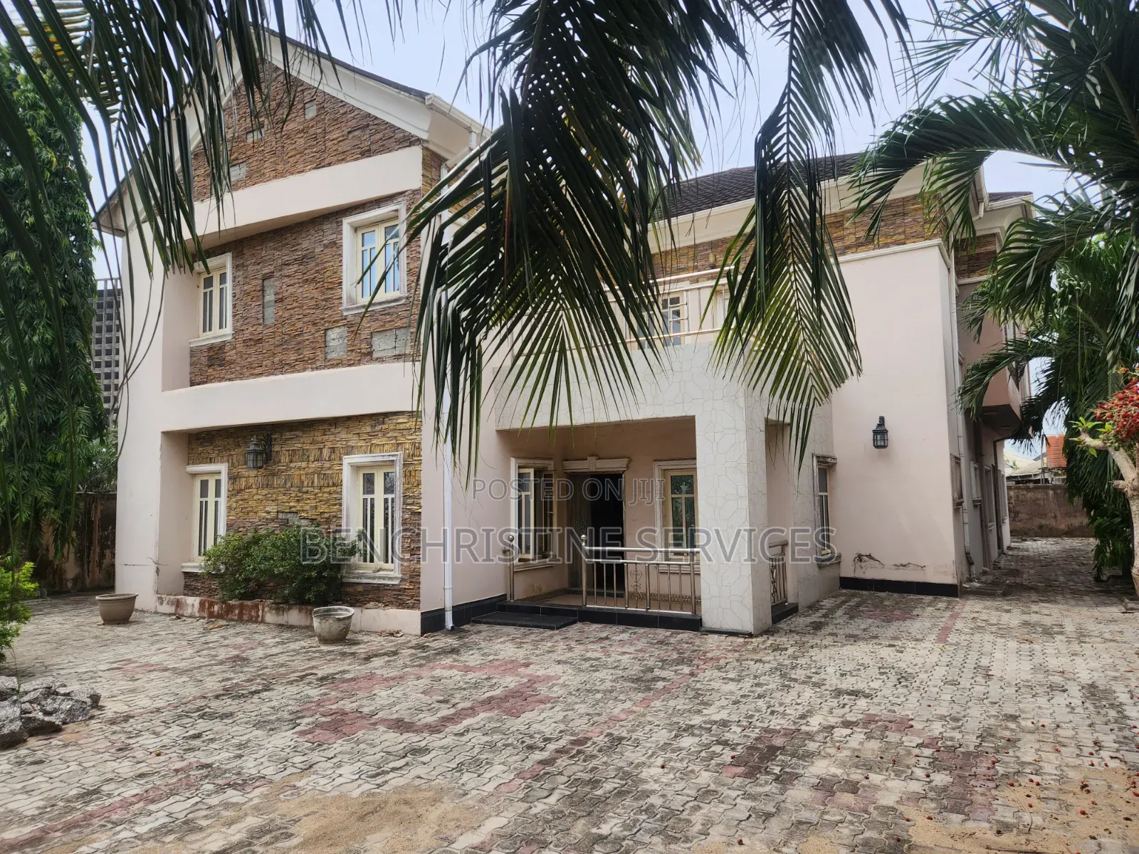 6bdrm Duplex in Iba / Ojo for sale in Iba / Ojo