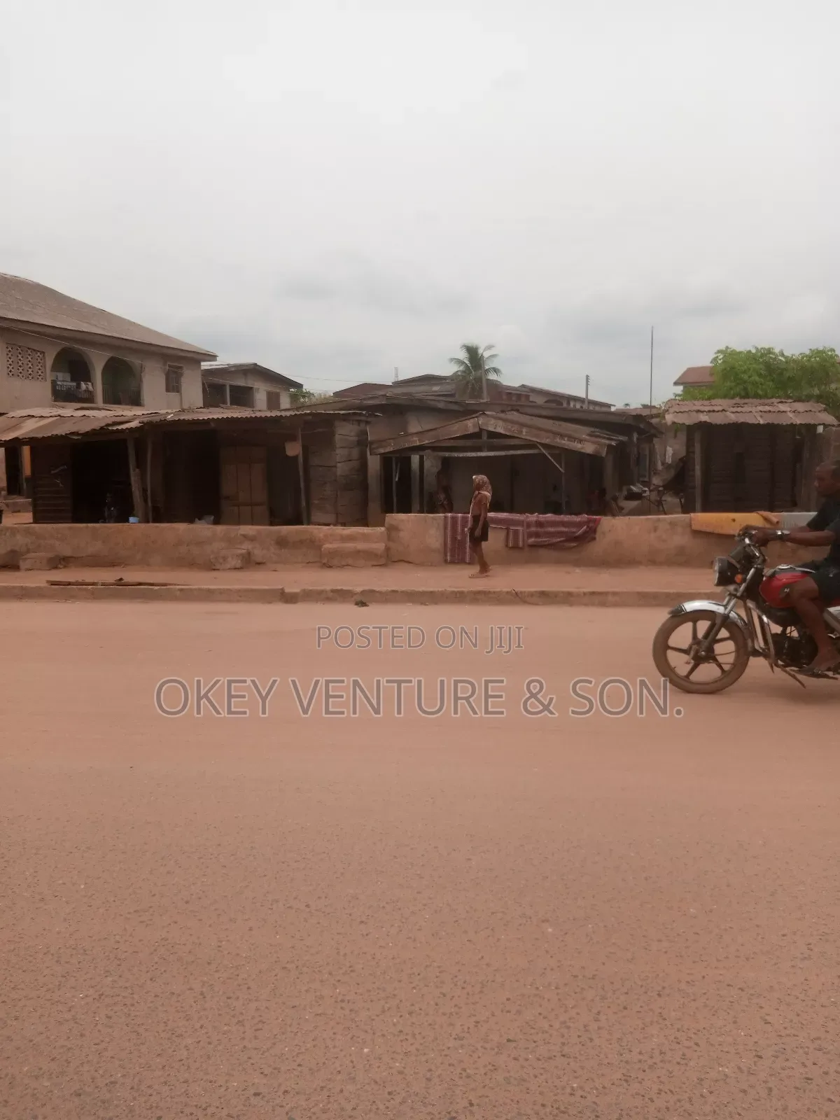 Property That's Good for Commercial Purposes in Sagamu
