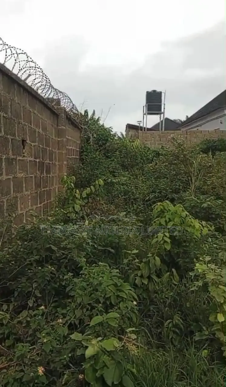 734sqm Fenced Land at Elewuro, Olorunda Aba, Akobo, Ibadan. in Akobo