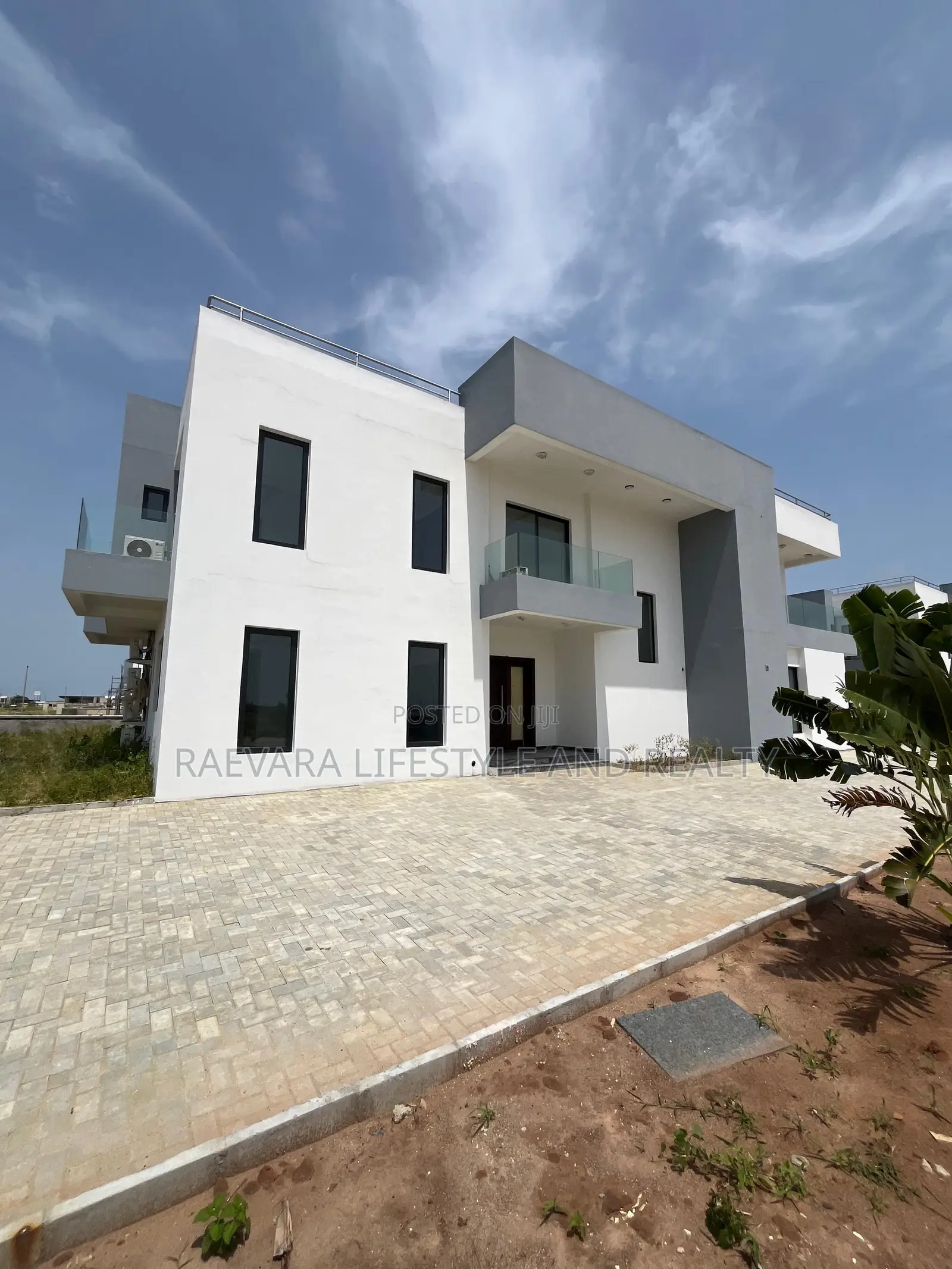 5bdrm Duplex in Ikate for rent in Ikate