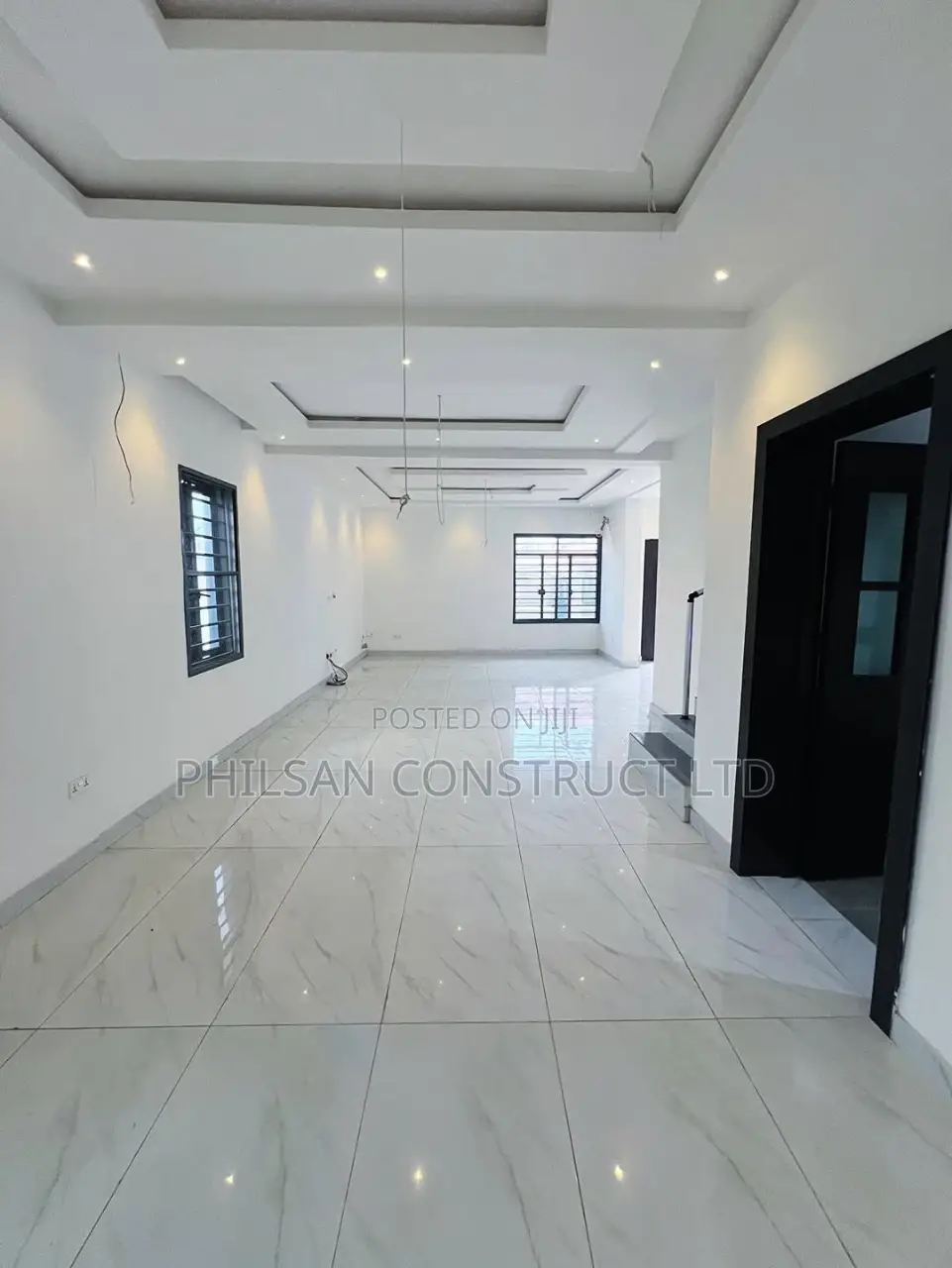 5bdrm Duplex in Lekki.Ikate for sale in Lekki