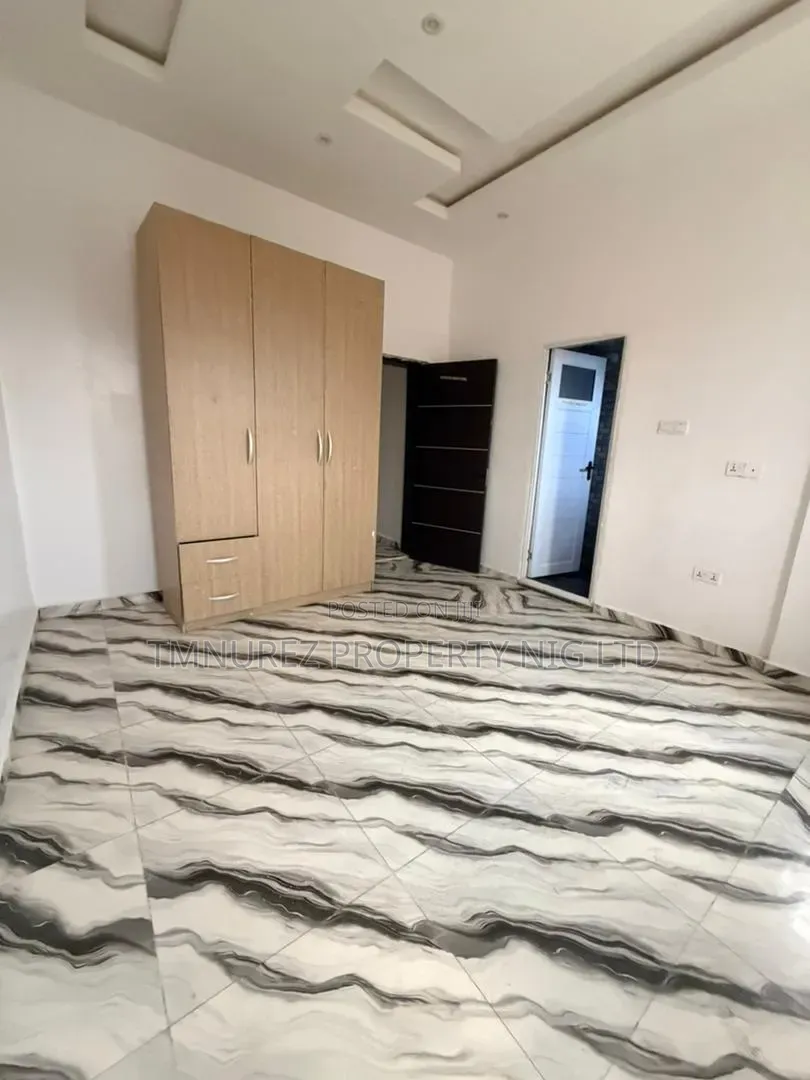 4bdrm Duplex in Surulere for sale in Papa Ajao / Surulere