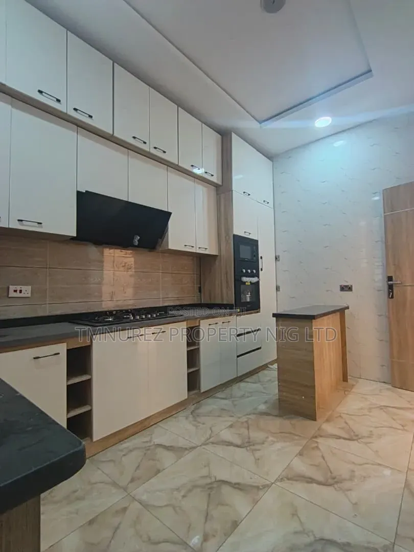 3bdrm Duplex in Abram Adesanya for sale in Abraham Adesanya Estate