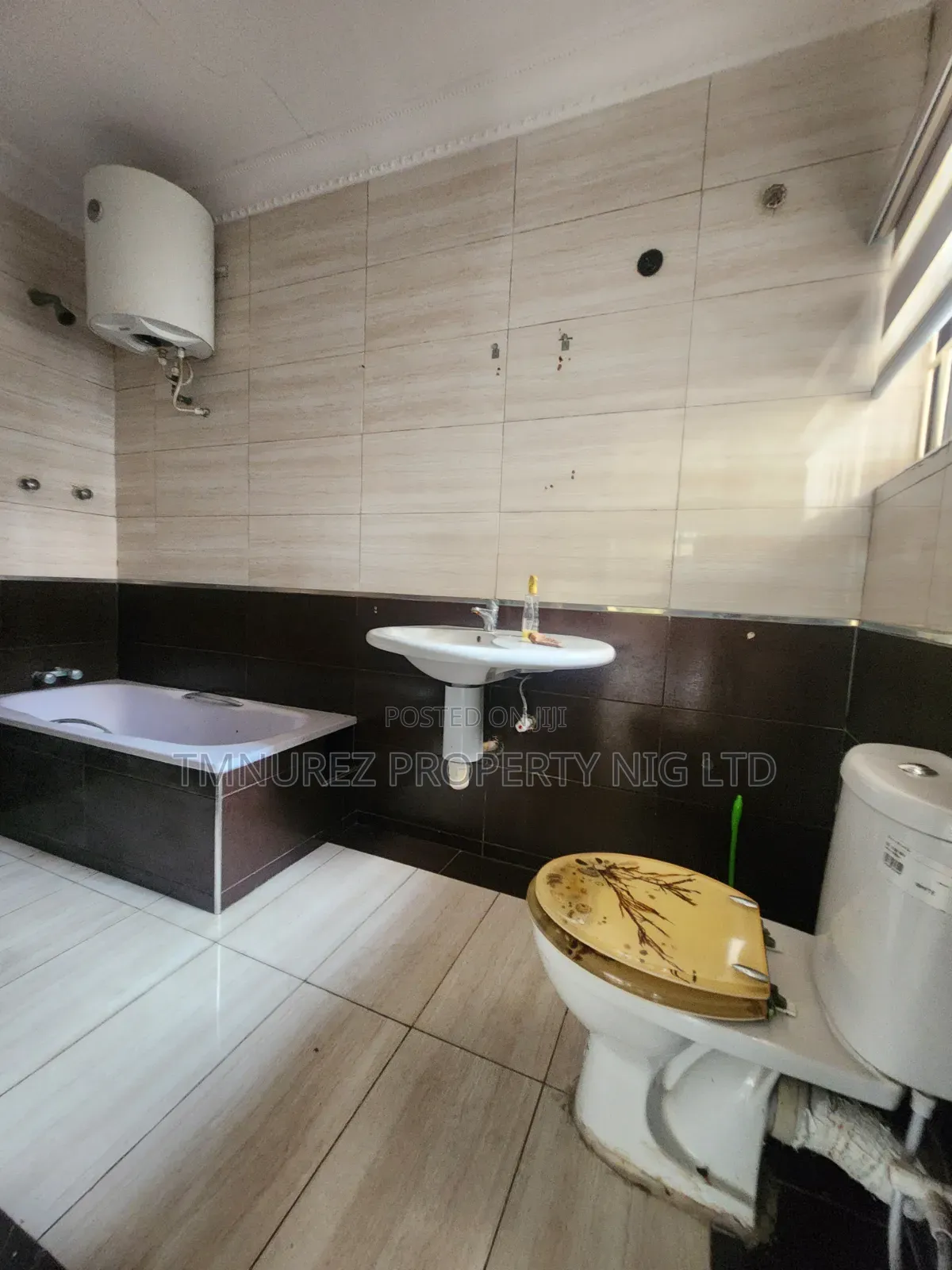 3bdrm Duplex in Abram Adesanya for sale in Abraham Adesanya Estate
