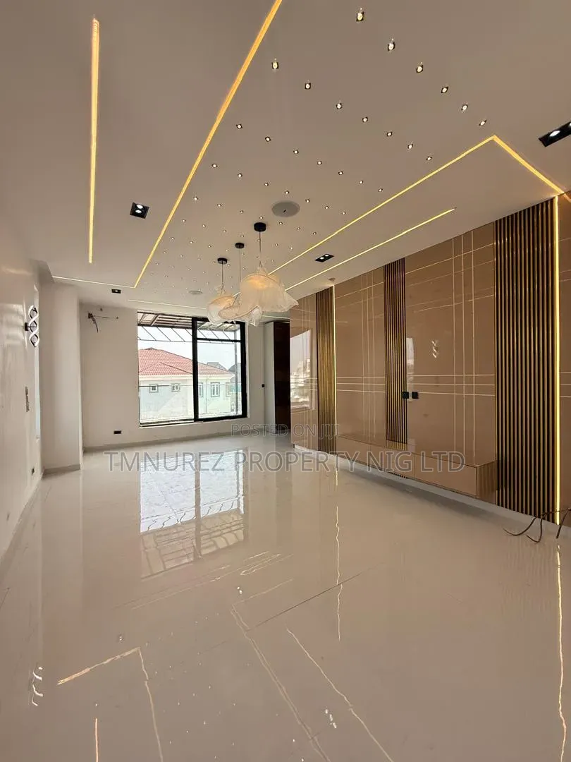 4bdrm Duplex in Ajah, Abraham Adesanya Estate for sale in Abraham Adesanya Estate