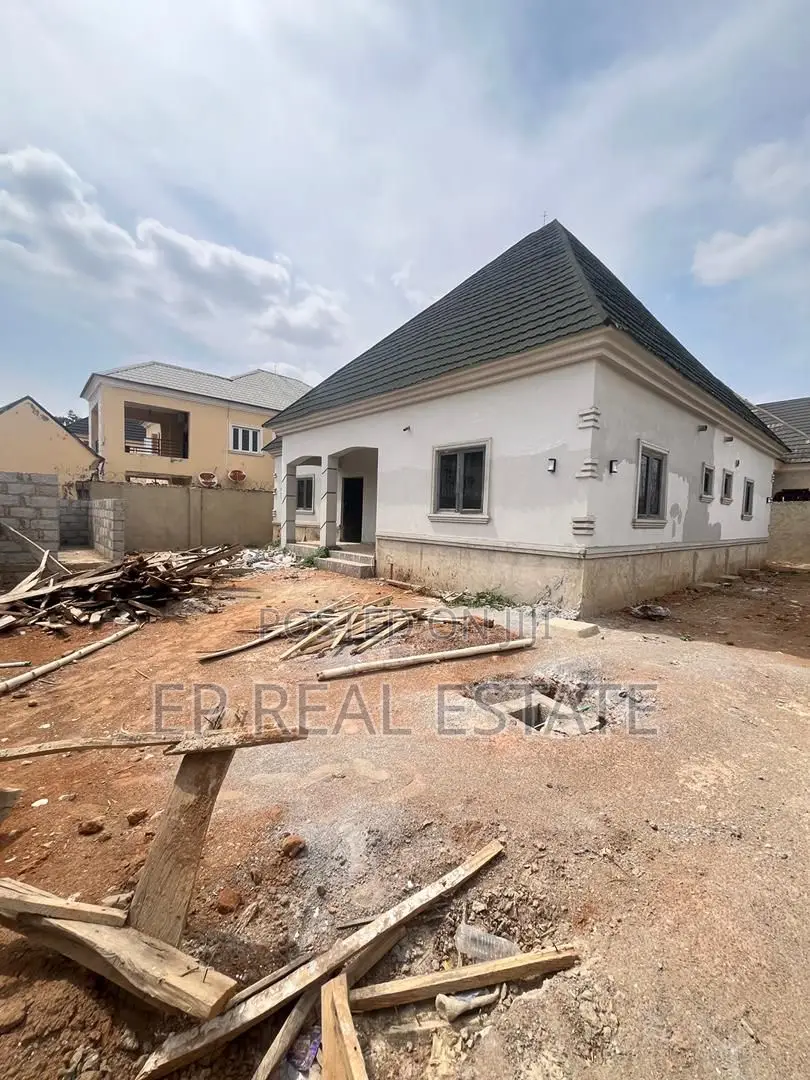 3bdrm Bungalow in Apo District for sale in Apo District