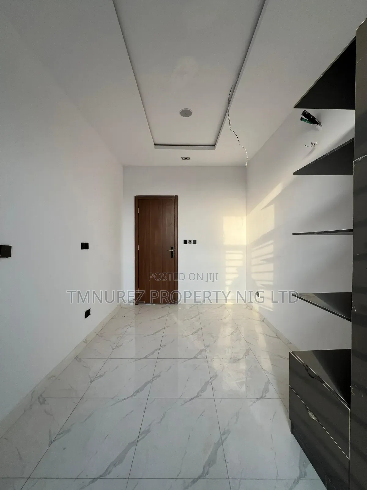 5bdrm Duplex in Omole for sale in Omole Phase 1