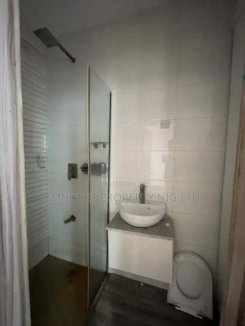 2bdrm Apartment in Agungi Estate Lekki for rent in Agungi