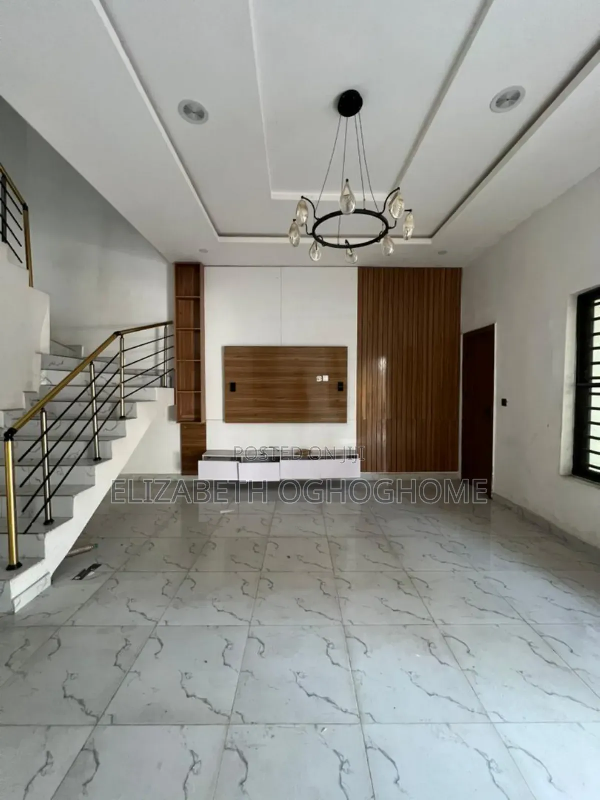 4bdrm Duplex in Lafiaji for rent in Lafiaji