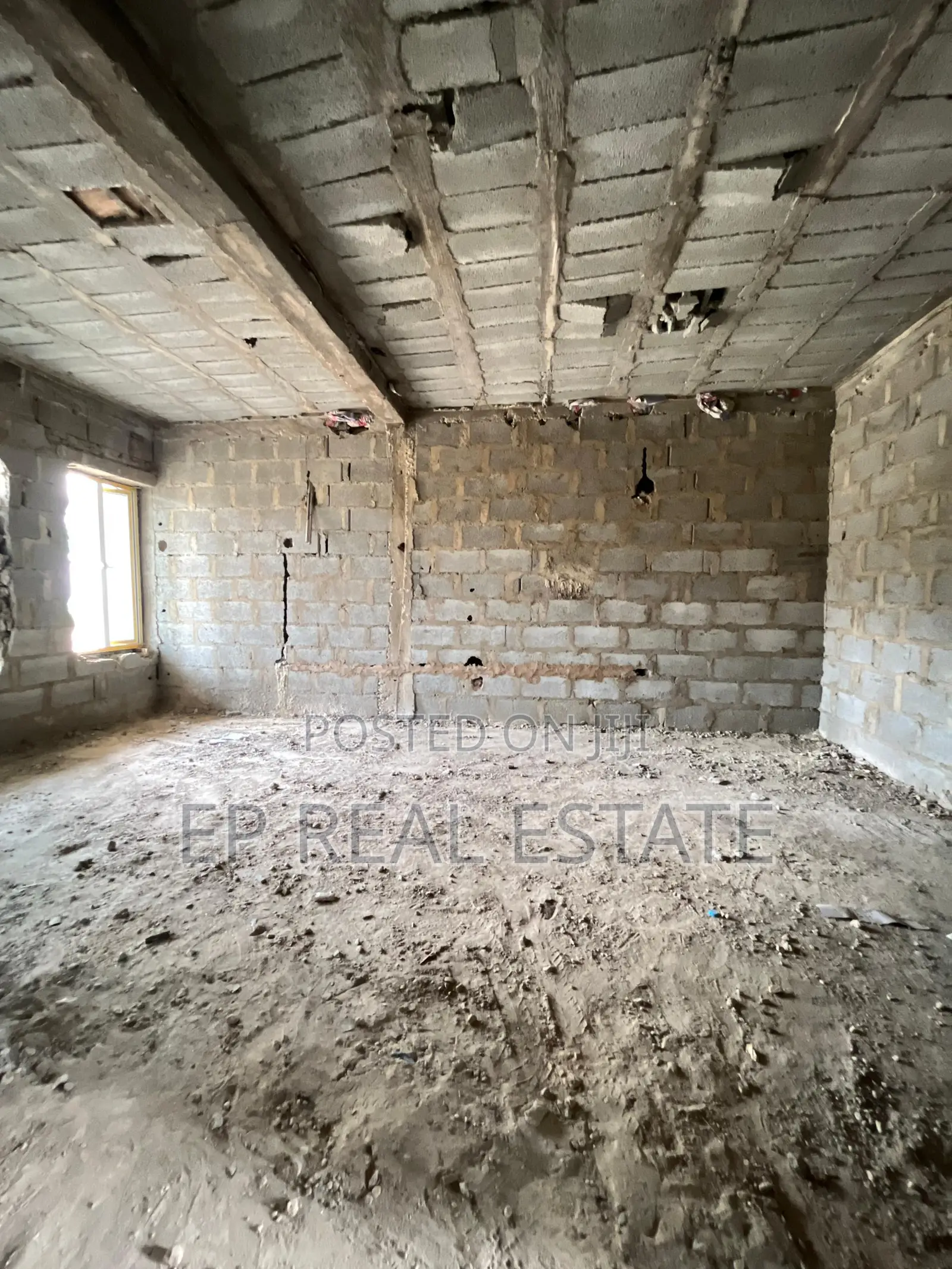 4bdrm House in Apo Resettlement for sale in Apo Resettlement