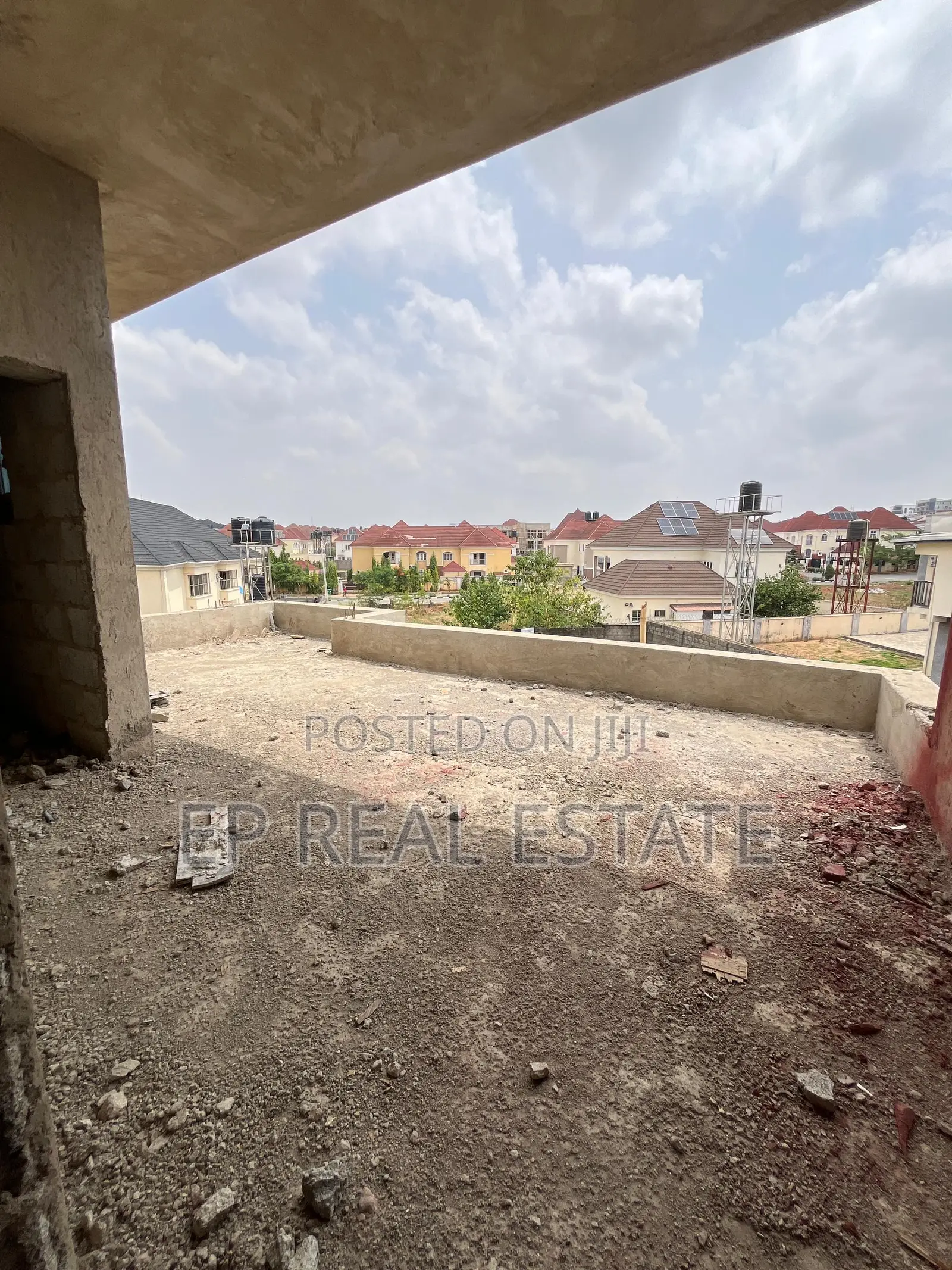 4bdrm House in Apo Resettlement for sale in Apo Resettlement