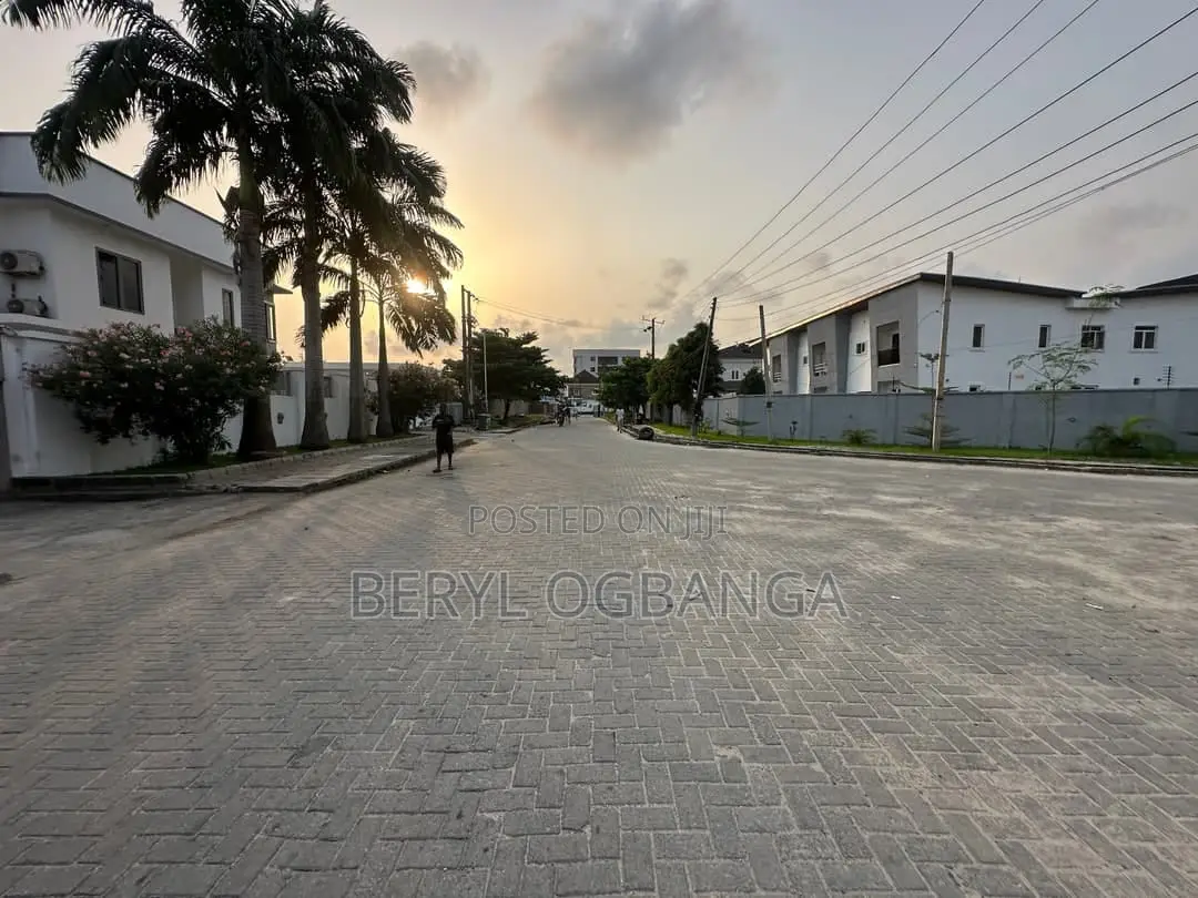 3bdrm Apartment in Victoria Island Extension for rent in Victoria Island Extension