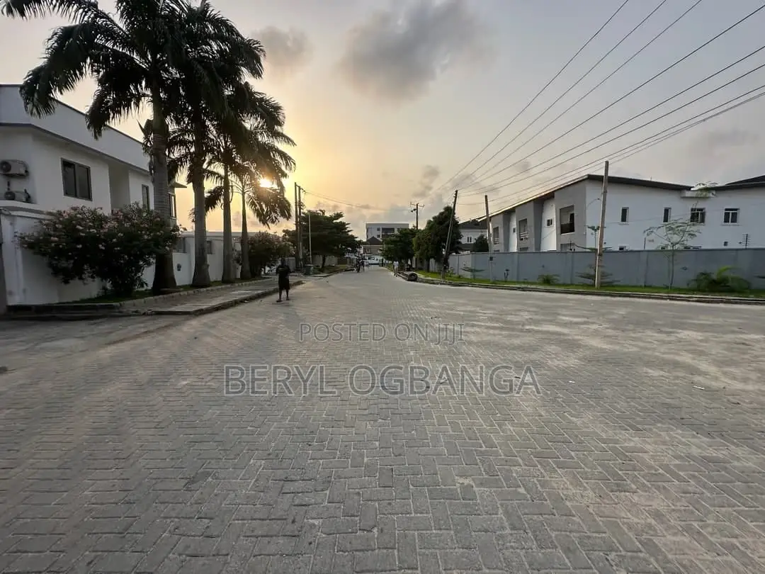 3bdrm Apartment in Victoria Island Extension for rent in Victoria Island Extension