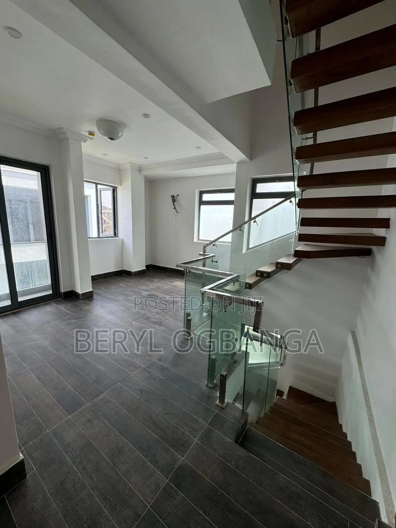 4bdrm Duplex in Ikate for rent in Ikate