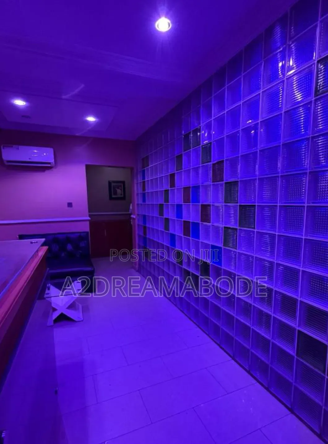 Exclusive 14 Rooms Hotel in Alausa