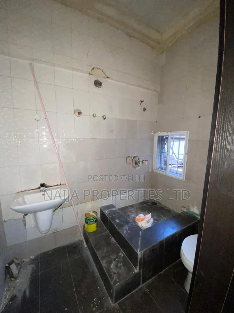 Studio Apartment in Off Freedom Way, Lekki Phase 1 for rent in Lekki Phase 1