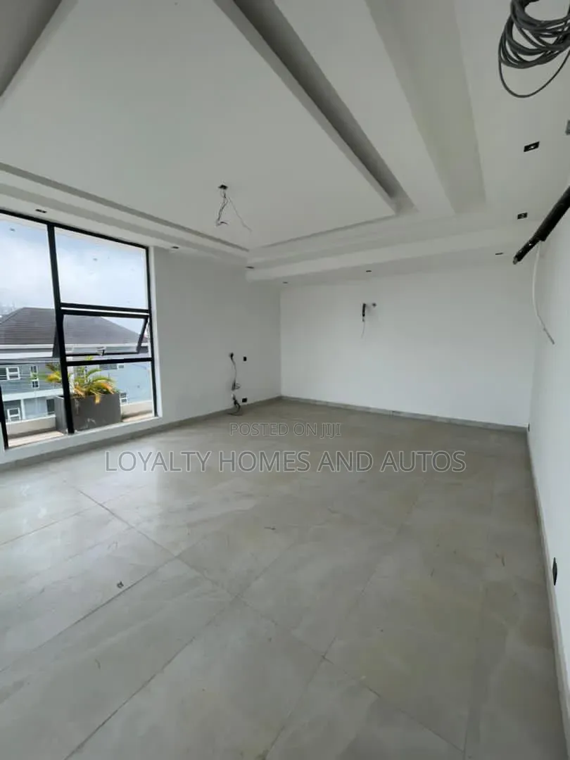 4bdrm Duplex in Abule Egba for sale in Abule Egba