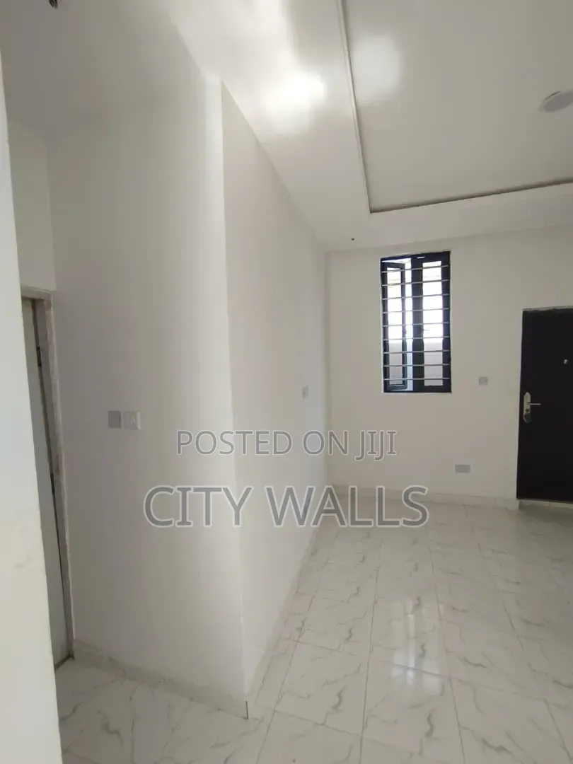 Mini Flat in Seaside Estate, Badore for rent in Badore