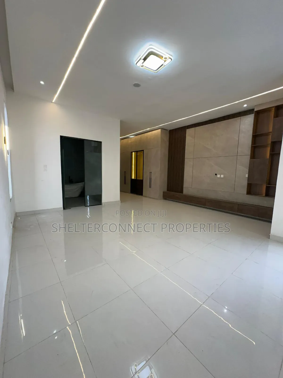 5bdrm Duplex in Ado / Ajah for sale in Ado / Ajah