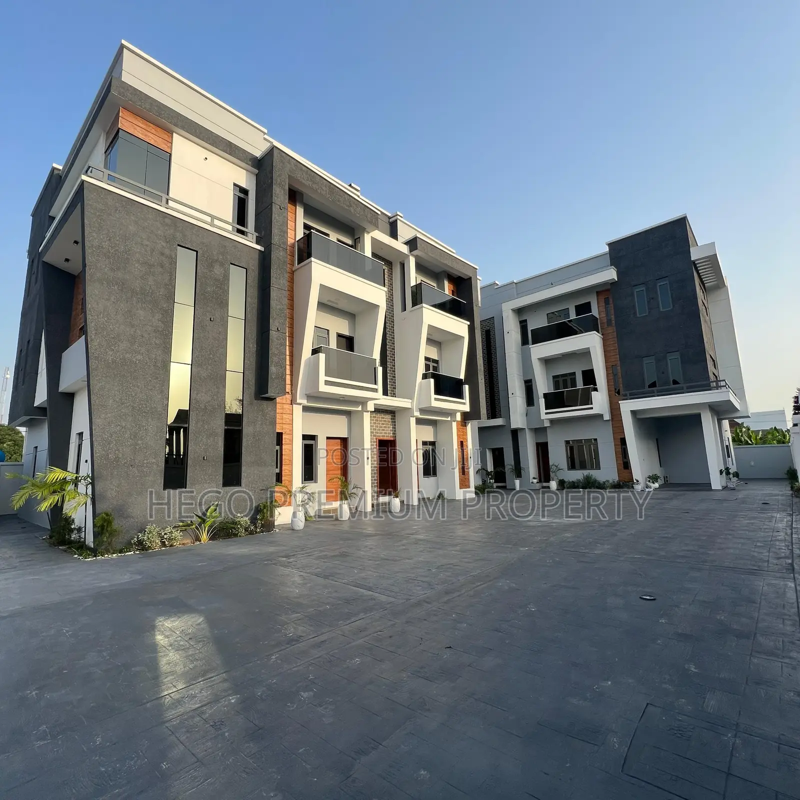 2bdrm Apartment in Mobile Road, Ado / Ajah for sale in Ado / Ajah