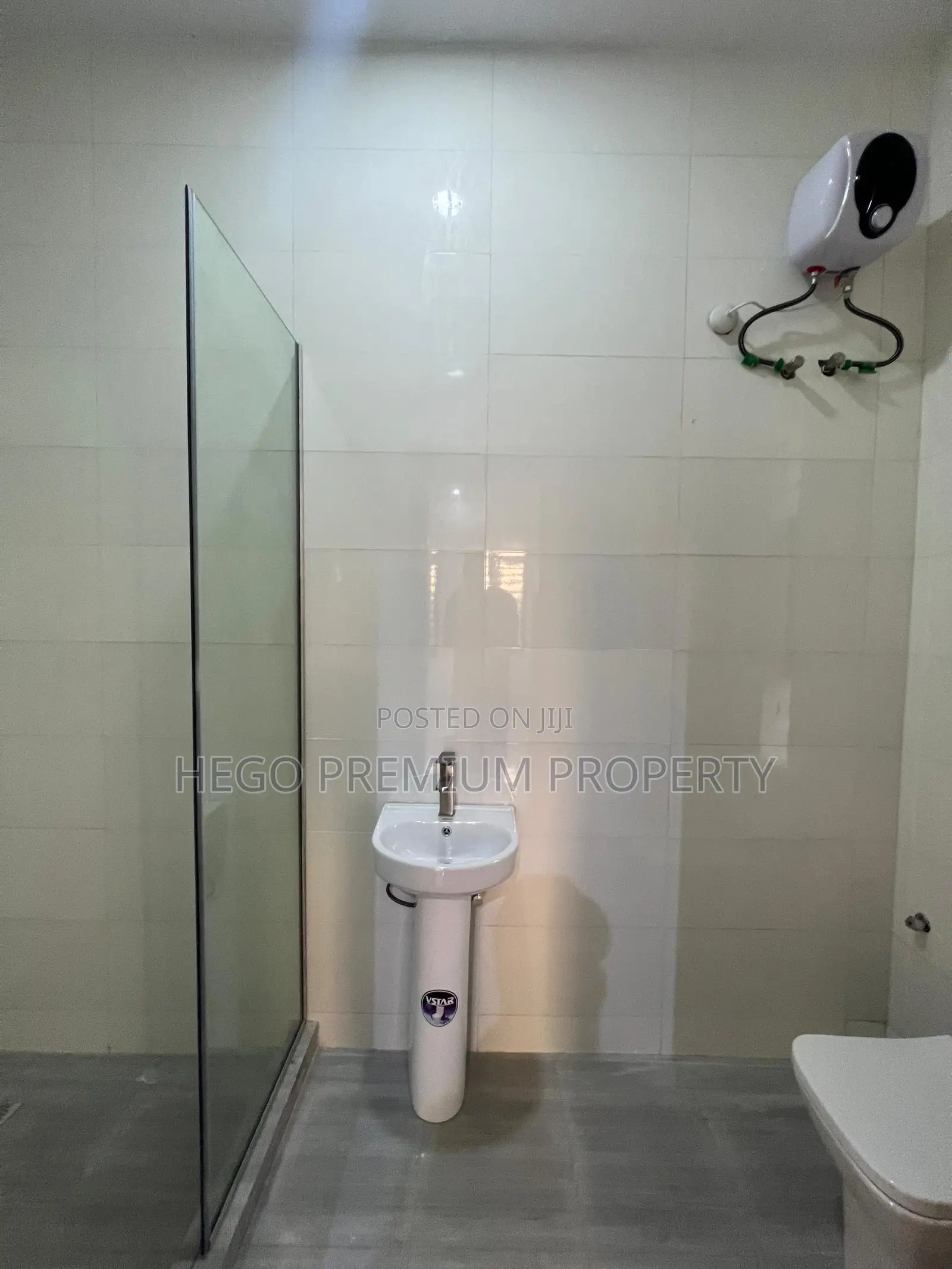2bdrm Apartment in Mobile Road, Ado / Ajah for sale in Ado / Ajah