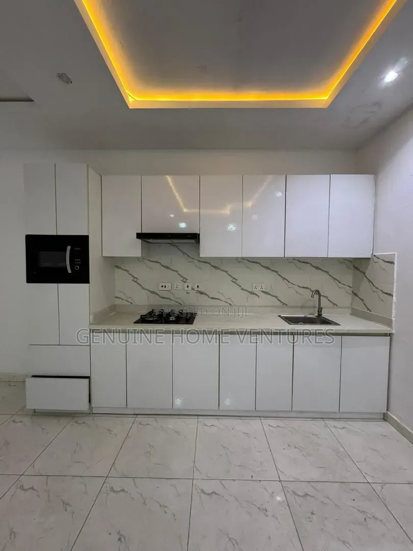 2bdrm Apartment in Ikate Lekk Lagos for sale in Ikate