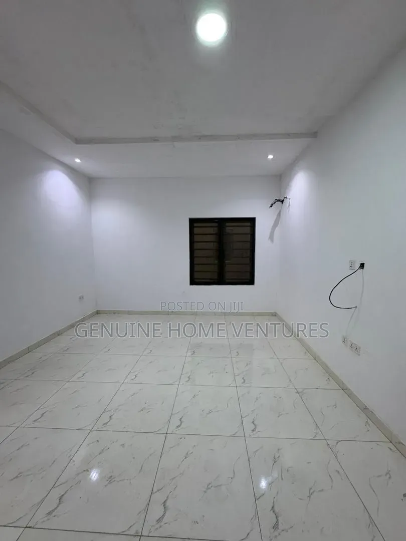 2bdrm Apartment in Ikate Lekk Lagos for sale in Ikate