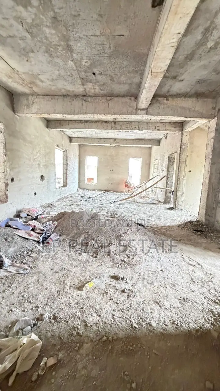 6bdrm Duplex in Maitama for sale in Maitama